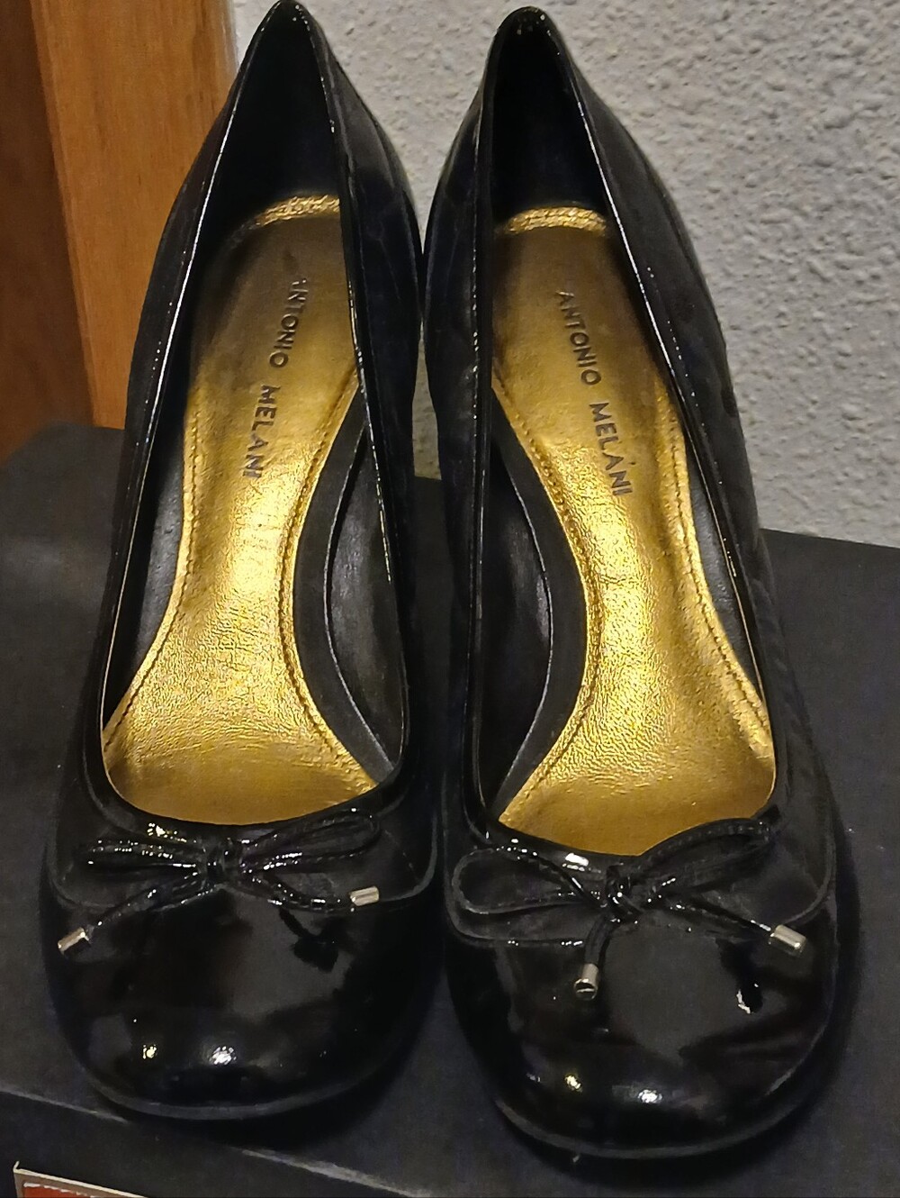 Antonio Melani Black Quilted Patent Leather Bow Pumps Size 11M